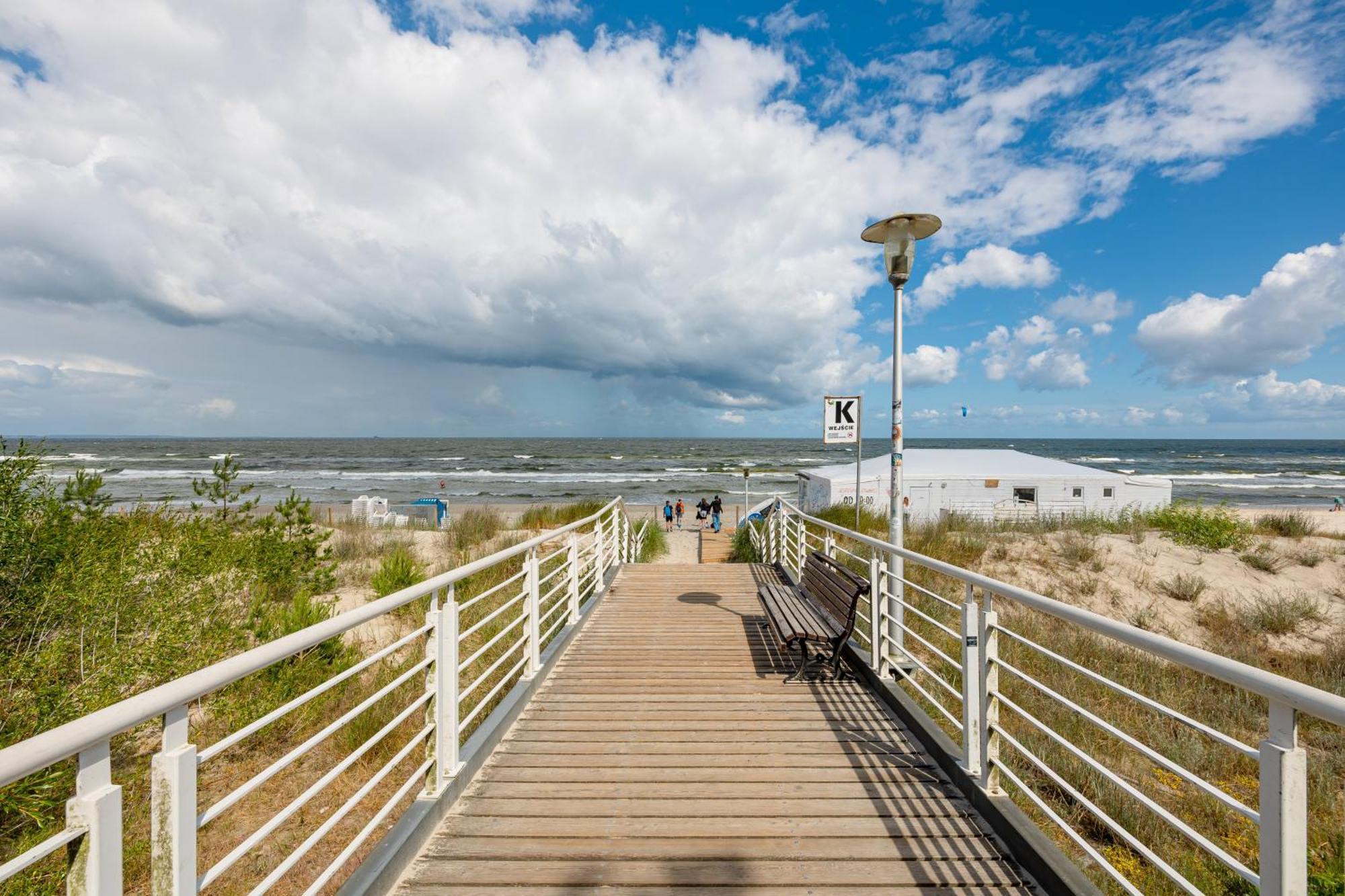 Aquamarina Apartment With Terrace - Close To The Beach - By Renters Miedzyzdroje Exterior photo