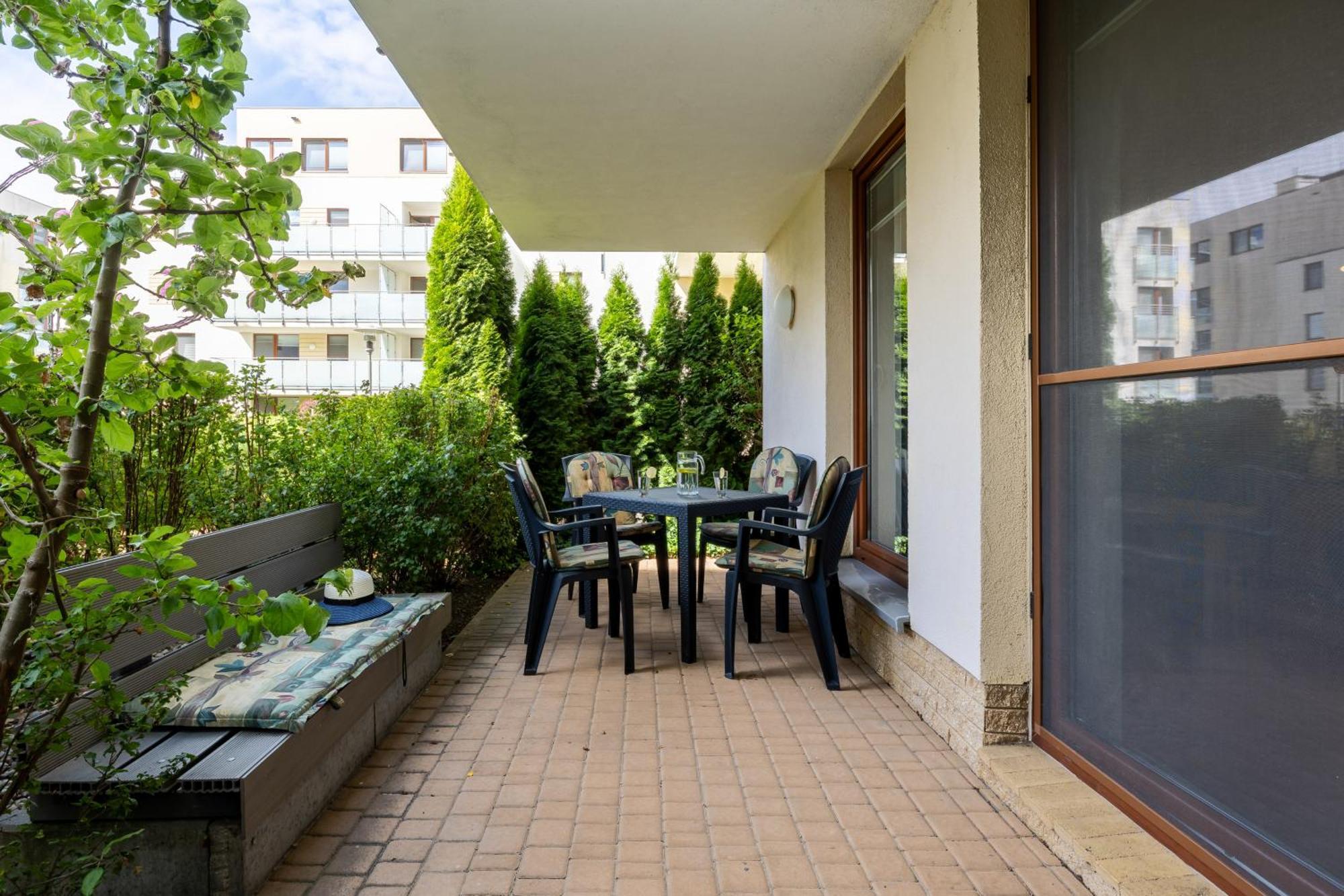 Aquamarina Apartment With Terrace - Close To The Beach - By Renters Miedzyzdroje Exterior photo